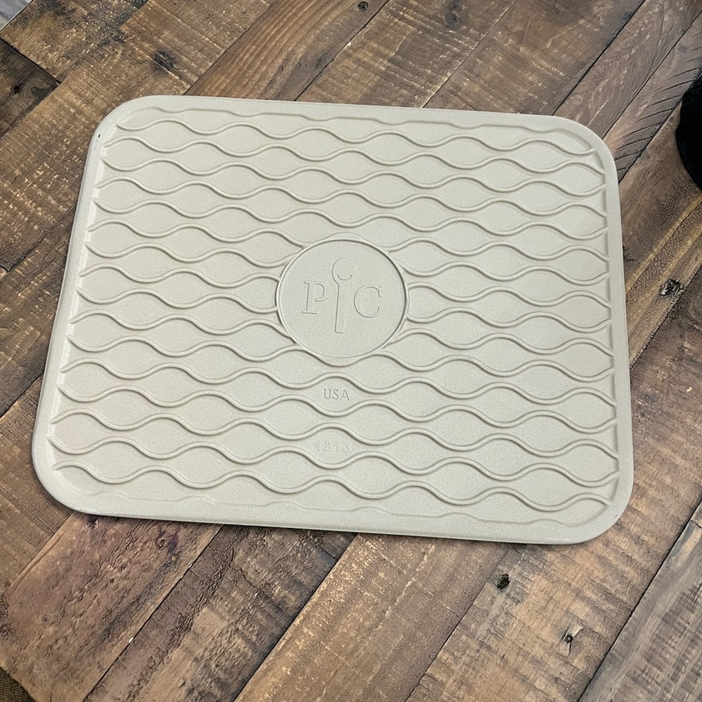 Pampered Chef stone cookie sheet. NEW.